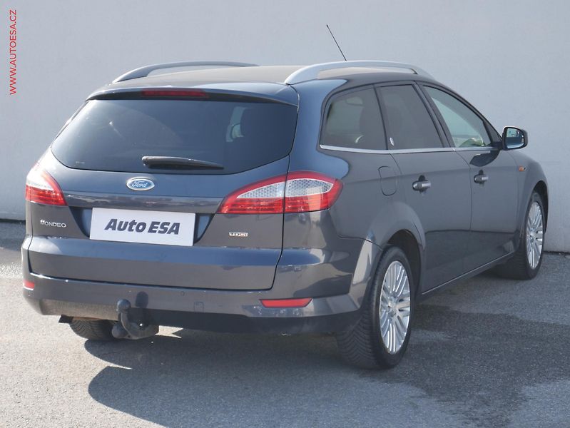 Ford Mondeo (2008) 2.0 TDCi, AC, TZ, park.asist - fotka 4 z 16