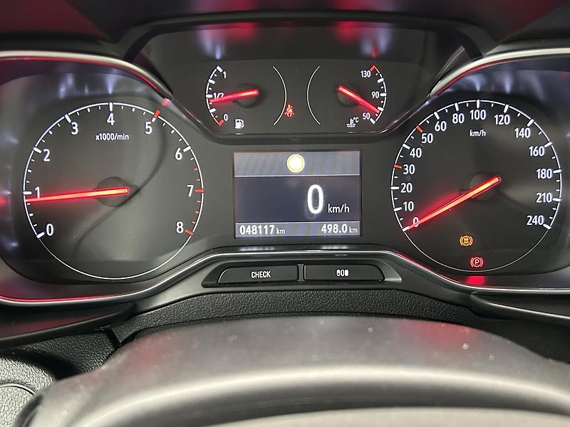 Opel Combo 1.5 CDTI Smile 7 Míst - fotka 19 z 29