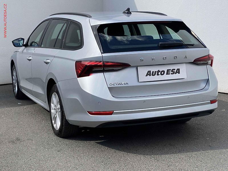 Škoda Octavia (2023) 2.0 TDi, 2.maj,ČR, Ambition - fotka 6 z 18