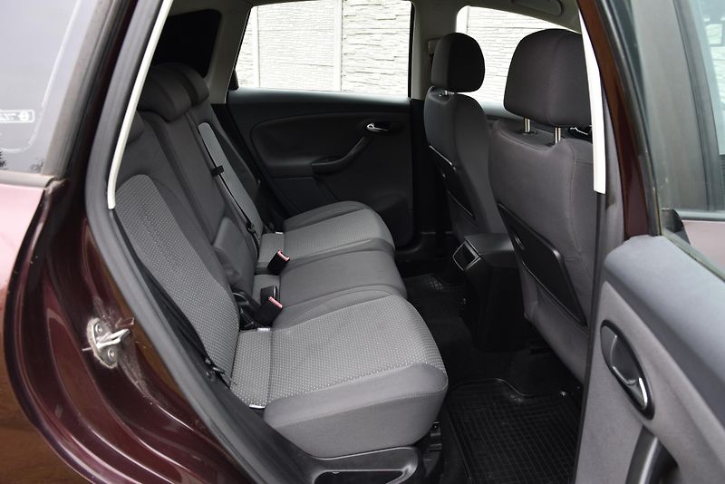 Seat Altea XL 2.0 TDi DSG6,XENON,KLIMA,AL - fotka 35 z 45