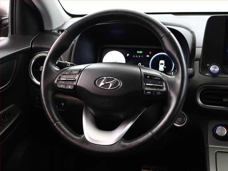 Hyundai Kona (2021) Smart Electric 39 kWh, SoH 92% - fotka 14 z 20