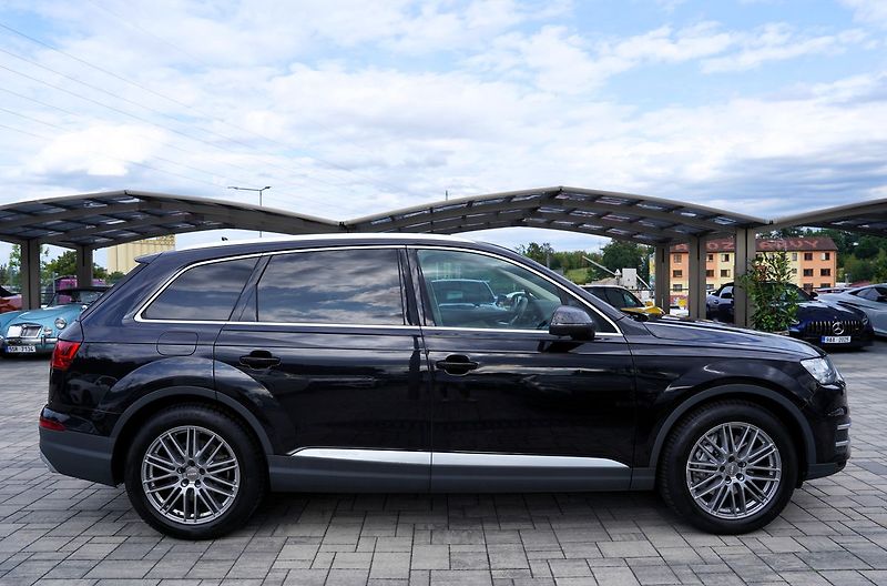 Audi Q7 3.0 TDI 200 kW/Q/7míst - fotka 7 z 50