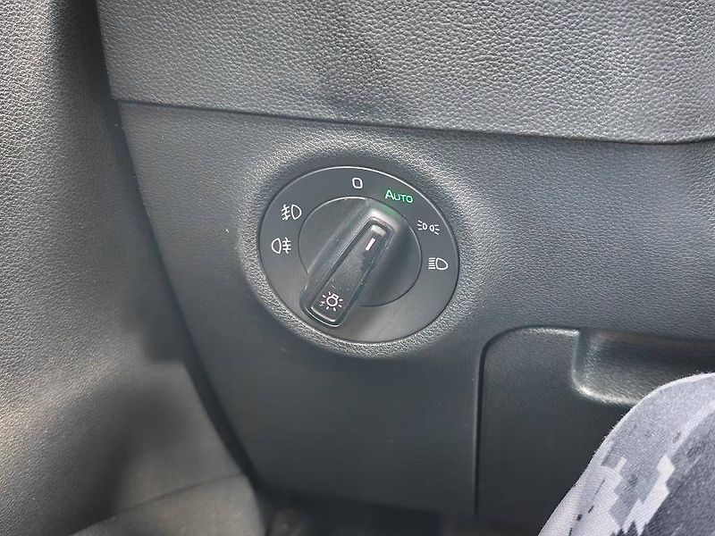 Škoda Karoq Ambition 1,5TSI - fotka 19 z 23