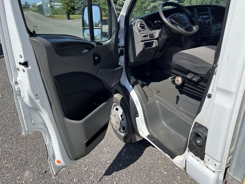 Iveco Daily 3.0,35C15,8p.,dvoumont,čeloDPH - fotka 15 z 31