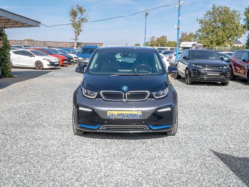 BMW i3 (2019) i3S 120Ah 135KW ČR SoH - fotka 2 z 47