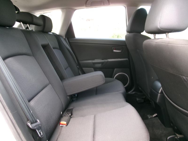 Mazda 3 (2007) 1,3i KLIMA BT NAVI - fotka 12 z 24