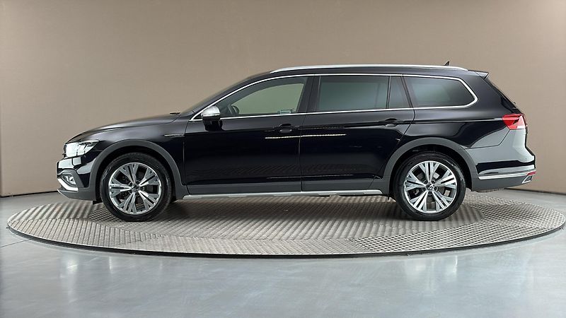 Volkswagen Passat 2.0 TDI DSG 4MOTION Alltrack - fotka 4 z 30