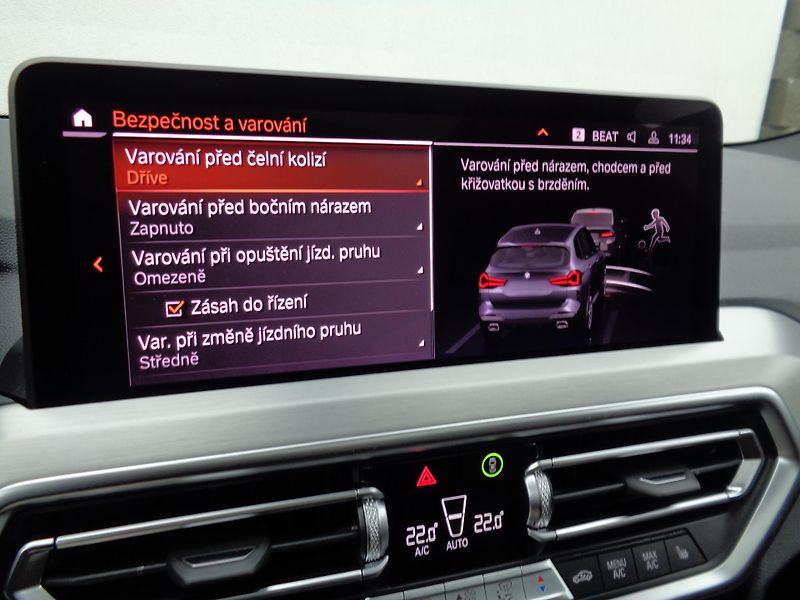 BMW X3 xDrive 30d M-Sport - fotka 15 z 23