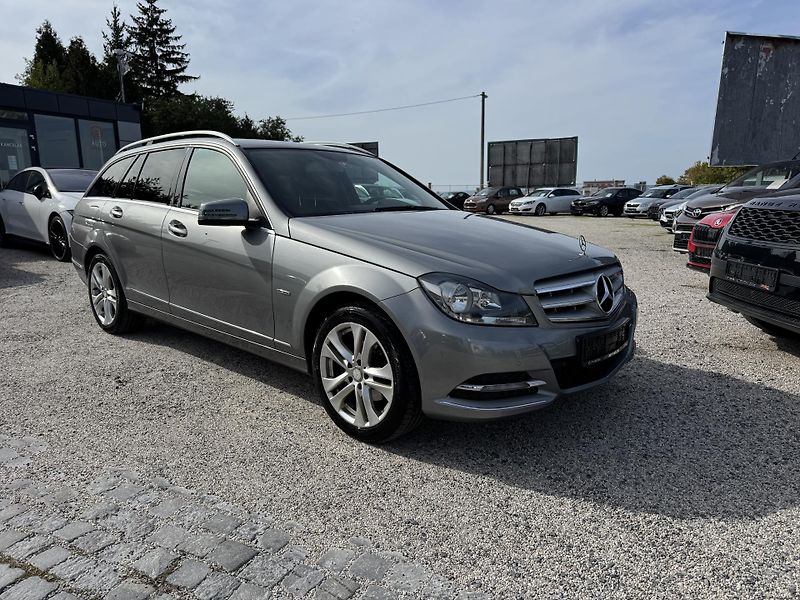 Mercedes-Benz Třídy C (2011) 1.8i C180 115Kw Automat - fotka 9 z 22