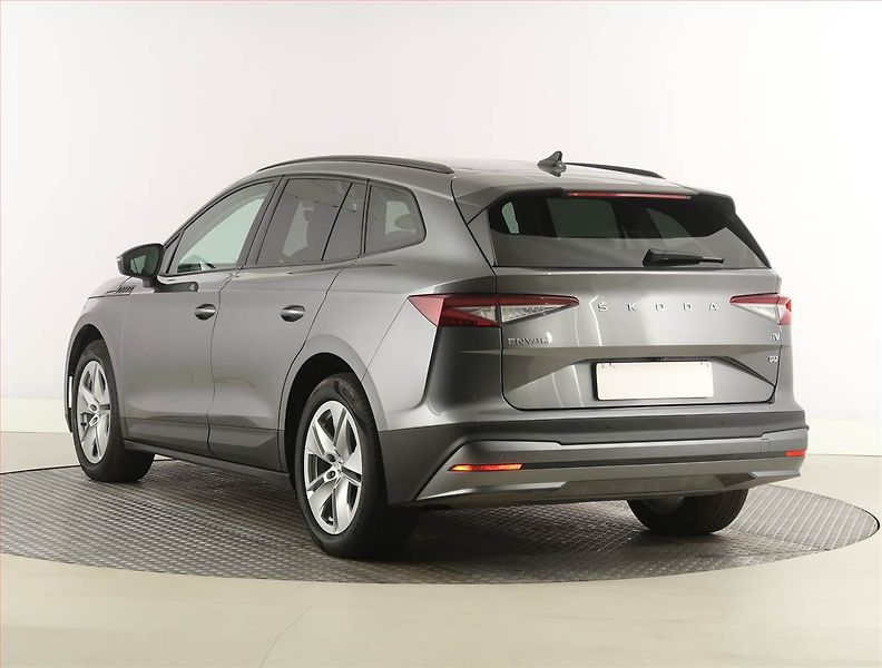 Škoda Enyaq (2023) 60 (62 kWh), SoH 93% - fotka 4 z 25