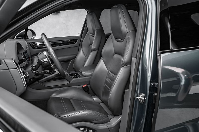 Porsche Cayenne 250kW, vzduch, RS Spyder, Spor - fotka 12 z 21