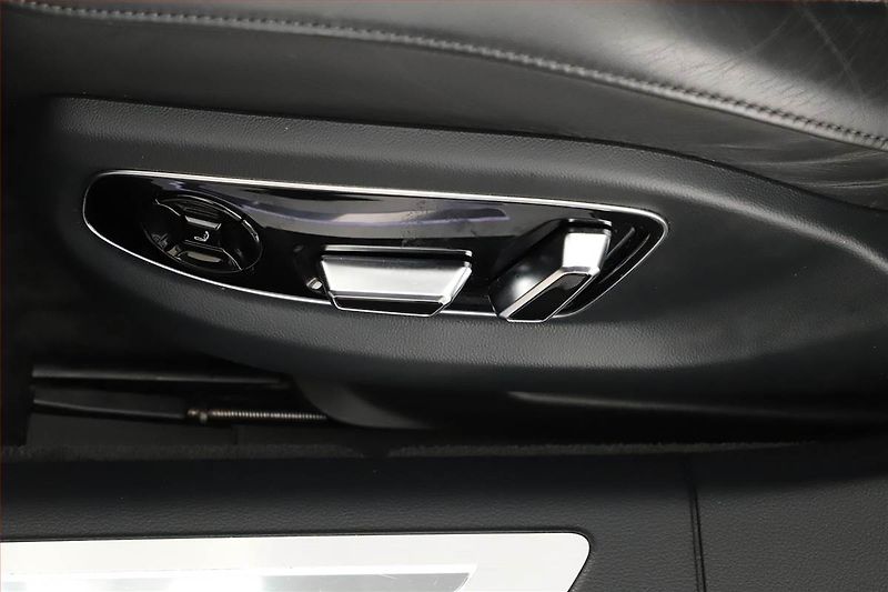 Audi A8 (2021) 60 TFSI - fotka 26 z 30