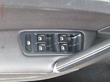 Volkswagen Golf (2014) 1.6TDi, Comfortline, zmk. - náhled 11