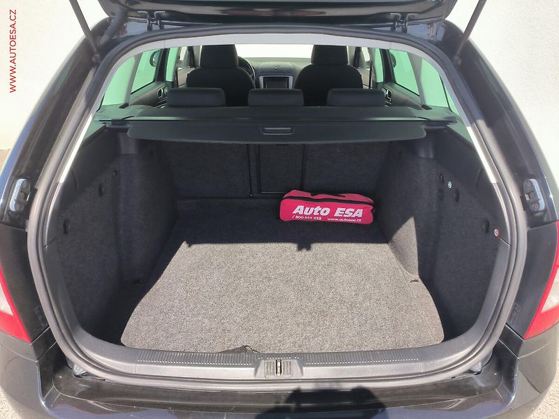 Škoda Octavia (2010) 2.0 TDi, Navi, AC - fotka 7 z 17