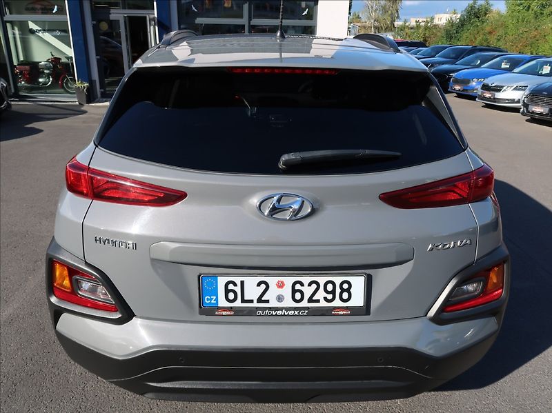 Hyundai Kona 1,0 T-GDi,88kW,NovéČR,serv.kn. - fotka 8 z 29