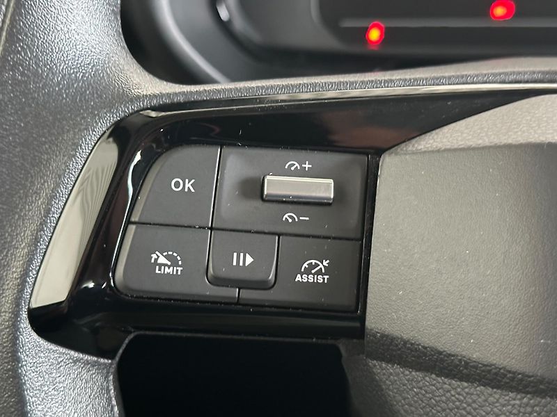 Opel Combo Edition Plus L1H1 1.5CDTI, MT6 - fotka 14 z 17