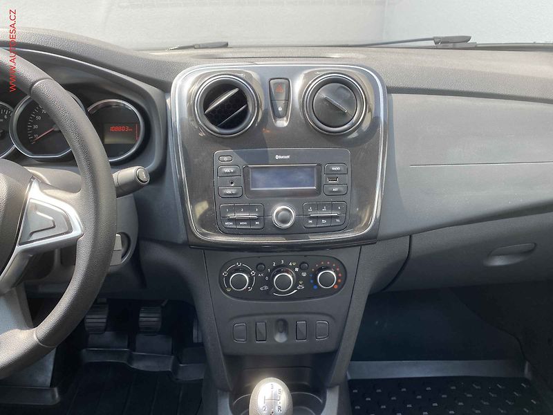 Dacia Logan (2019) 1.0i, ČR, Klima - fotka 12 z 15