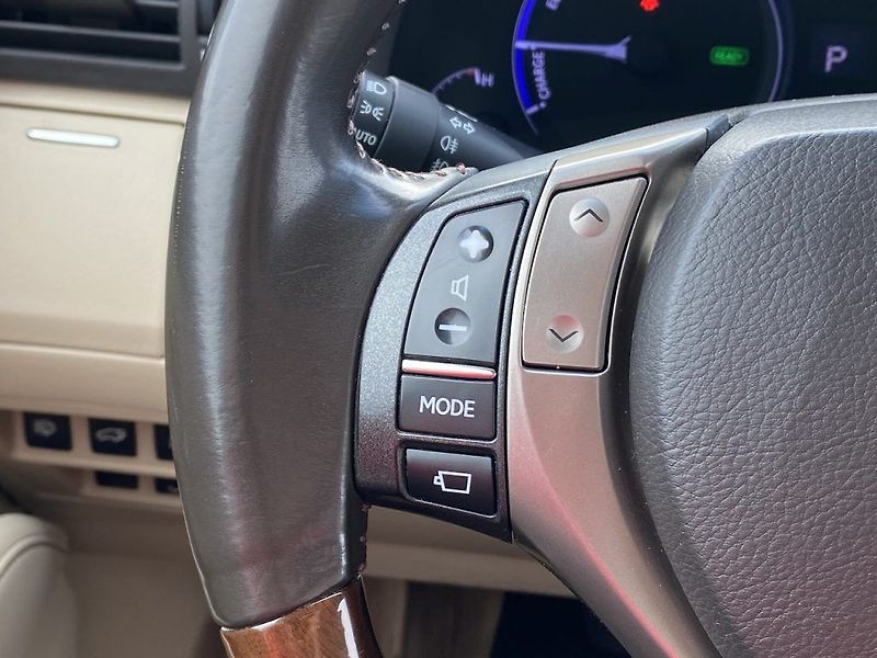 Lexus RX 450h 3.5HSD, ČR, navi, tažné, 4x4 - fotka 20 z 41