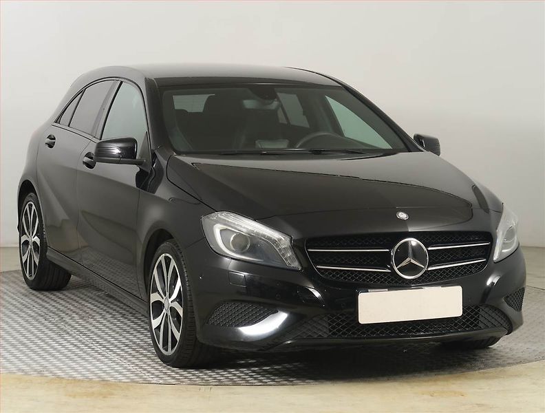 Mercedes-Benz Třídy A (2013) A 180 CDI , Automat, Kůže - fotografie inzerátu