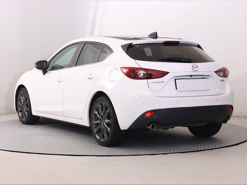 Mazda 3 (2016) Takumi 2.0 Skyactiv-G - fotka 4 z 19