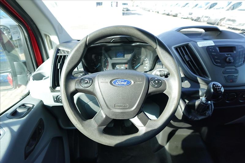 Ford Transit 2,2 TDCi  L2H2 9MÍST BUS KLIMA - fotka 27 z 40