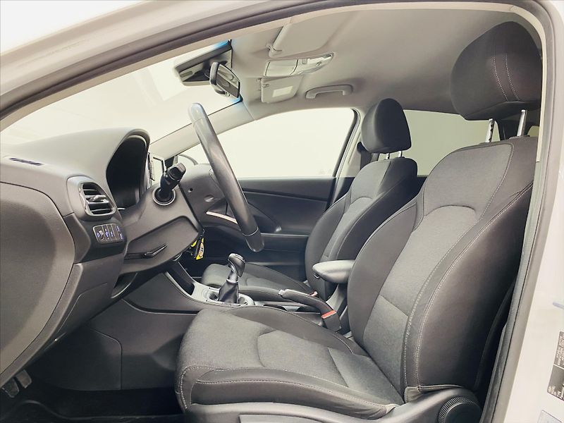 Hyundai i30 1,5 T-GDI 117kW - fotka 5 z 25