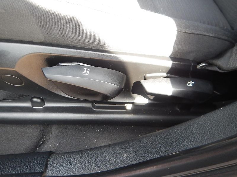BMW X1 XDRIVE 20D, AUTOMAT, ČR - fotka 17 z 25