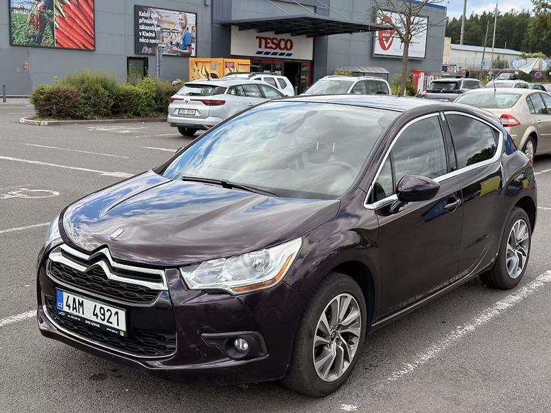 Citroën DS4 (2015) - fotka 3 z 17