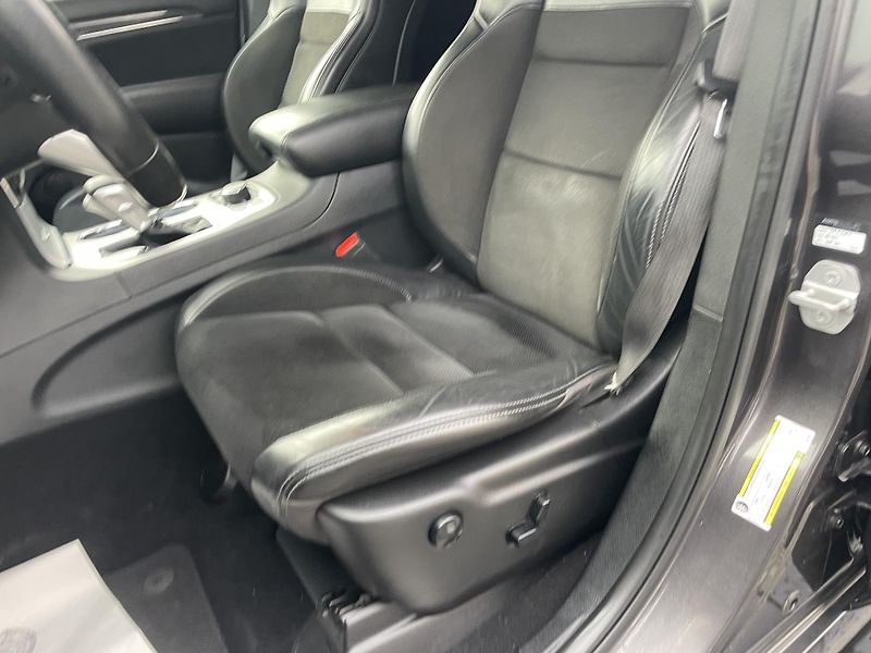 Jeep Grand Cherokee 6.4i 480PS HEMI SRT CZ 78000KM - fotka 96 z 187