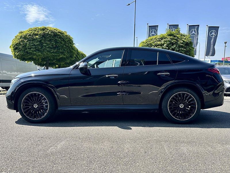 Mercedes-Benz GLC (2024) 200 4Matic Kupé AMG Line - fotka 6 z 27
