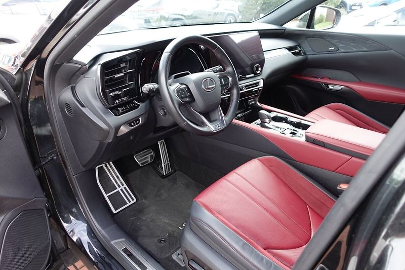 Lexus RX 500h ZLEVNĚNO F Sport Plus Panorami - fotka 12 z 40