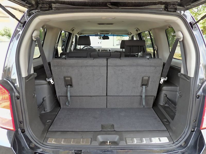 Nissan Pathfinder 2.5dCi 126kW Manuál Style - fotka 21 z 29