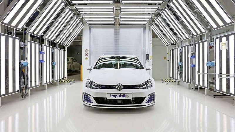 Koncept Volkswagen Golf GTI First Decade.