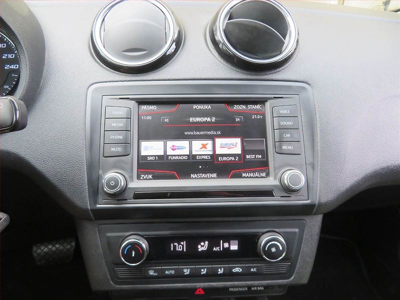 Seat Ibiza (2016) 1.0 TSI, Automat, Bi-Xenony - fotka 12 z 17