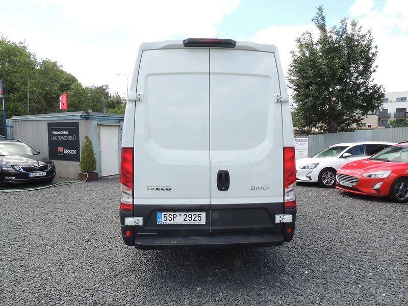 Iveco Daily (2021) 2.3D,35S16,115kw,Maxi,ČR,1maj. - fotka 8 z 31