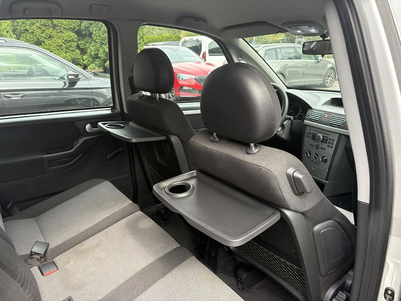 Opel Meriva (2005) 1.6 74 kW - fotka 15 z 15