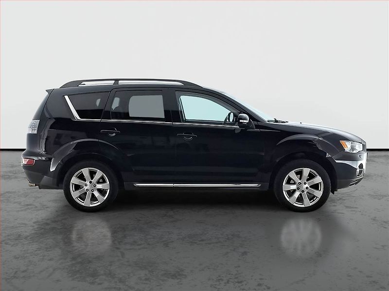Mitsubishi Outlander (2011) 2.2 DI-D, 4X4, Automat - fotka 6 z 16