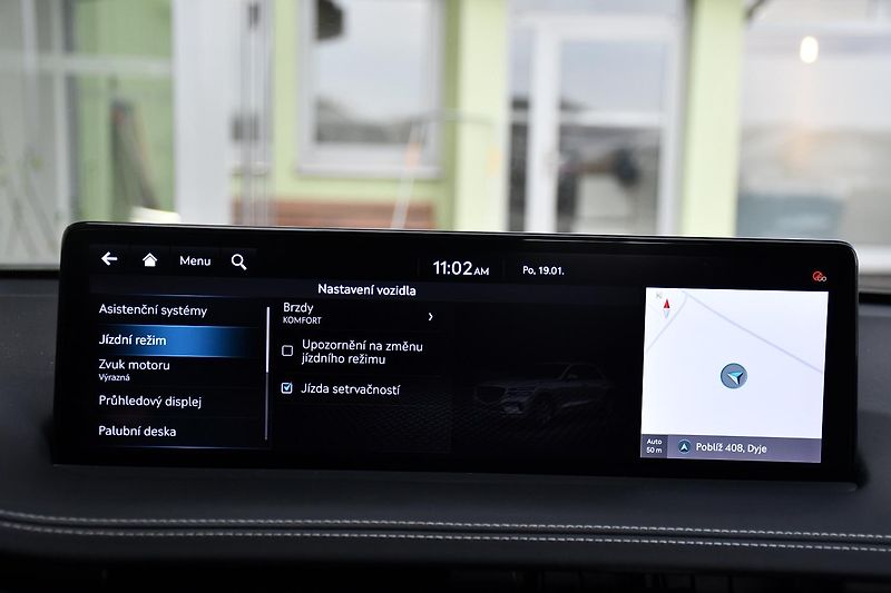 Genesis GV70 2.5T AWD AT8 LUXURY LINE - fotka 34 z 46