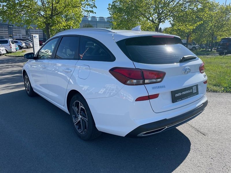 Hyundai i30 1,0 T-GDi Family Comfort, ČR - fotka 3 z 34