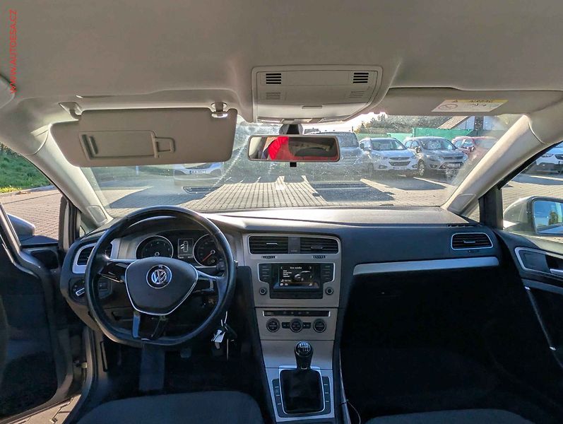 Volkswagen Golf (2016) 1.2 TSi, 2.maj,ČR - fotka 8 z 18