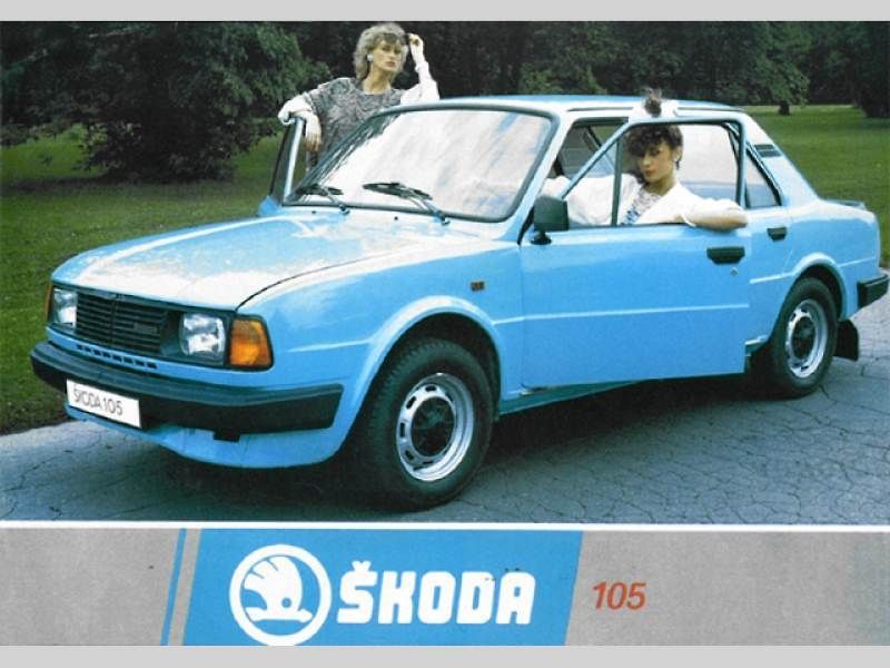 Reklamní letáky a prospekty na socialistické osobní automobily