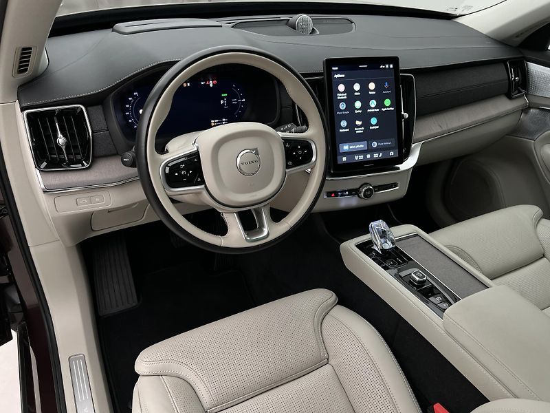 Volvo XC90 T8 AWD RECHARGE BRIGHT PLUS - fotka 4 z 56