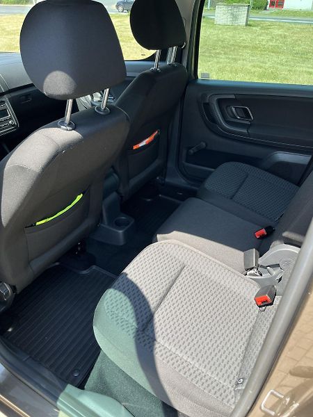 Škoda Roomster (2013) Fresh Ambition - fotka 42 z 91