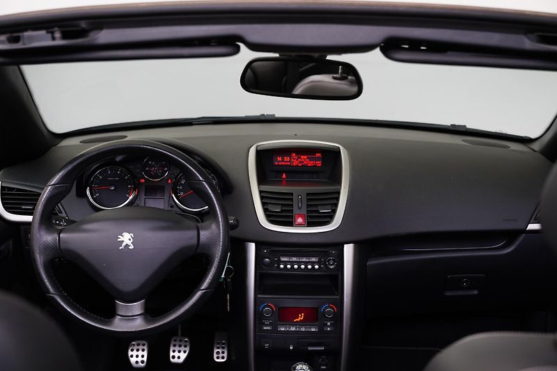 Peugeot 207 - fotka 5 z 23