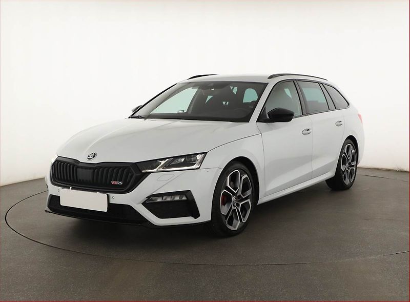 Škoda Octavia (2022) 2.0 TDI - fotka 2 z 25