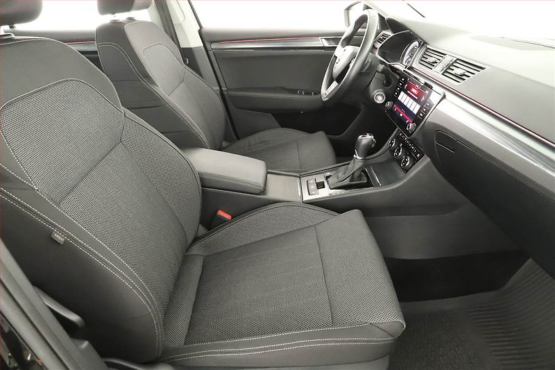 Škoda Superb (2020) Style 2.0 TDI, Automat, ČR - fotka 7 z 20