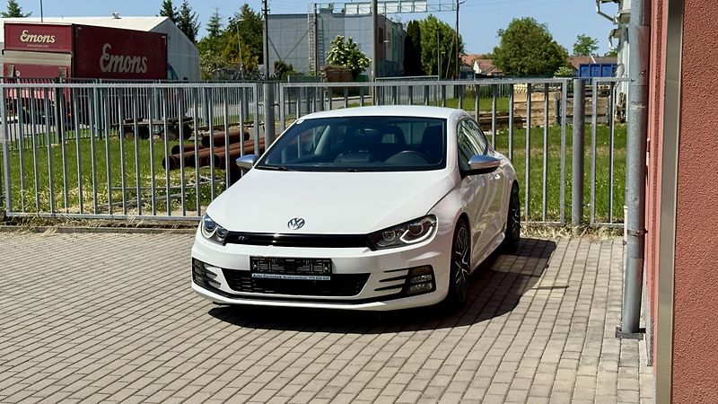 Volkswagen Scirocco 2.0TDi*110kW*DSG*R-LINE*LED* - fotka 23 z 23