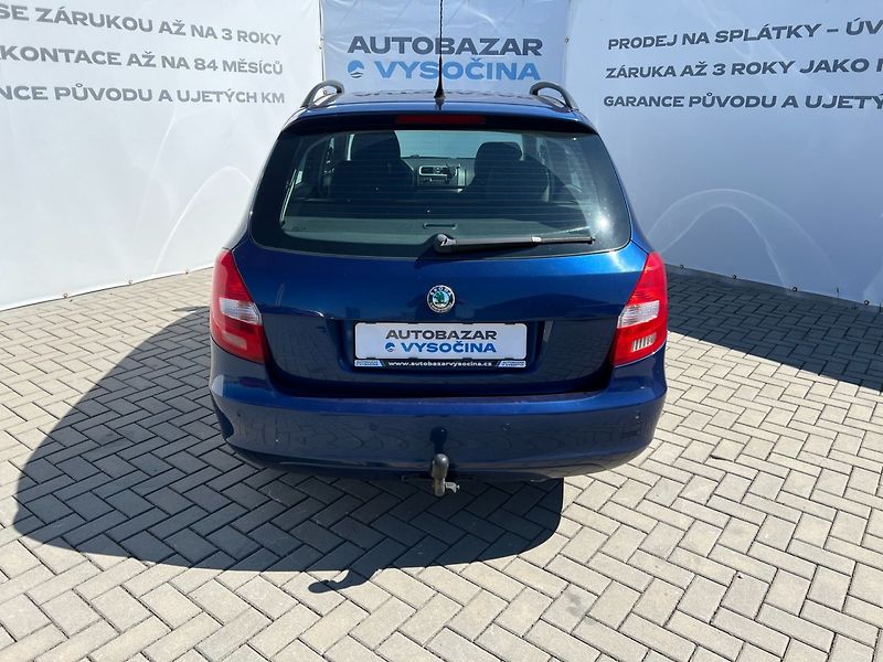 Škoda Fabia (2009) 1.4i 16V 63kW climatronic - fotka 5 z 23