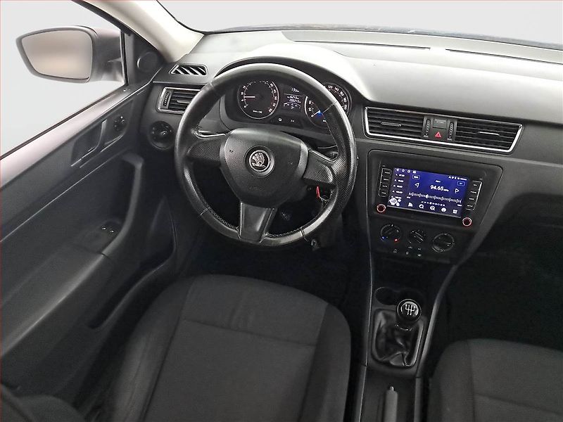 Škoda Rapid (2014) Spaceback 1.6 TDI - fotka 7 z 16