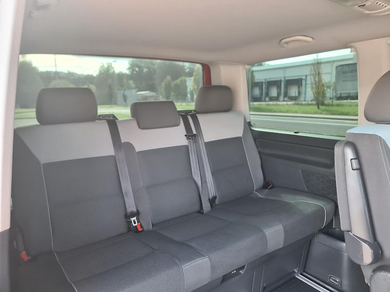 Volkswagen Multivan (2011) 2.0 TDi 103-KW WEBAST OLOMOUC - fotka 16 z 109
